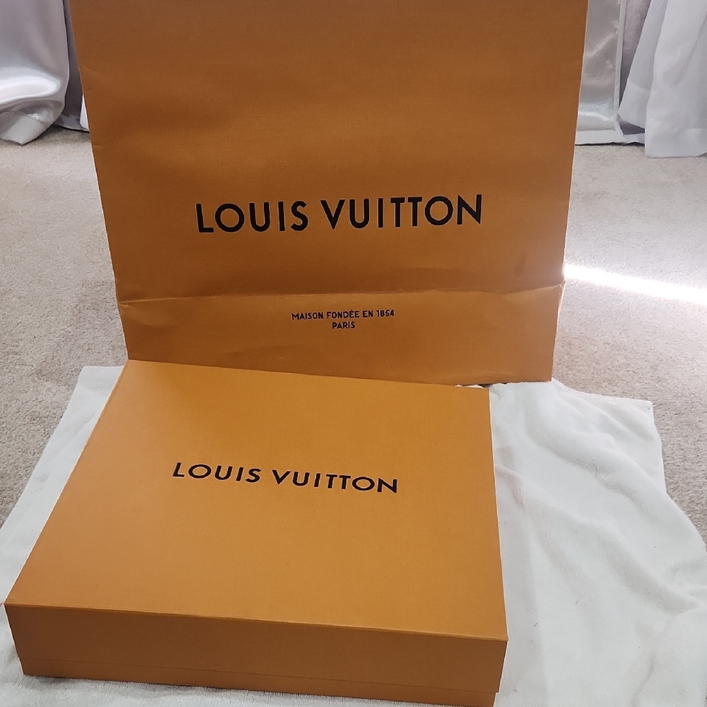 Louis Vuitton Orange Box